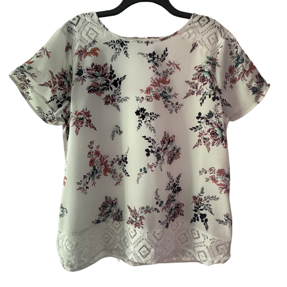 Van Heusen Floral Blouse with Lace Back Detail - XL
